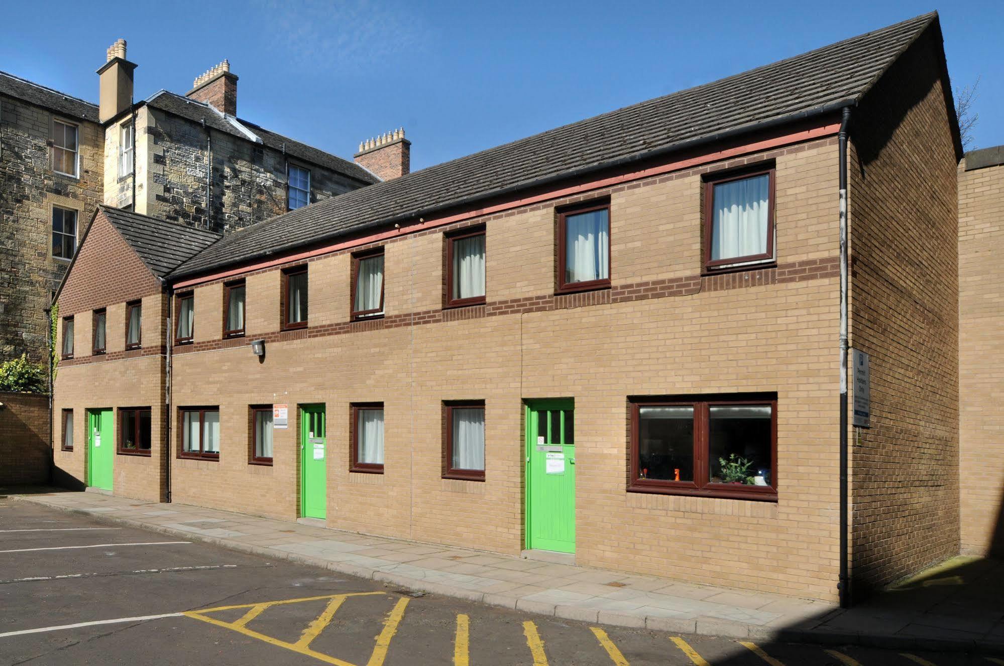 Destiny Student - Meadow Court Apartment Edinburgh Exterior photo