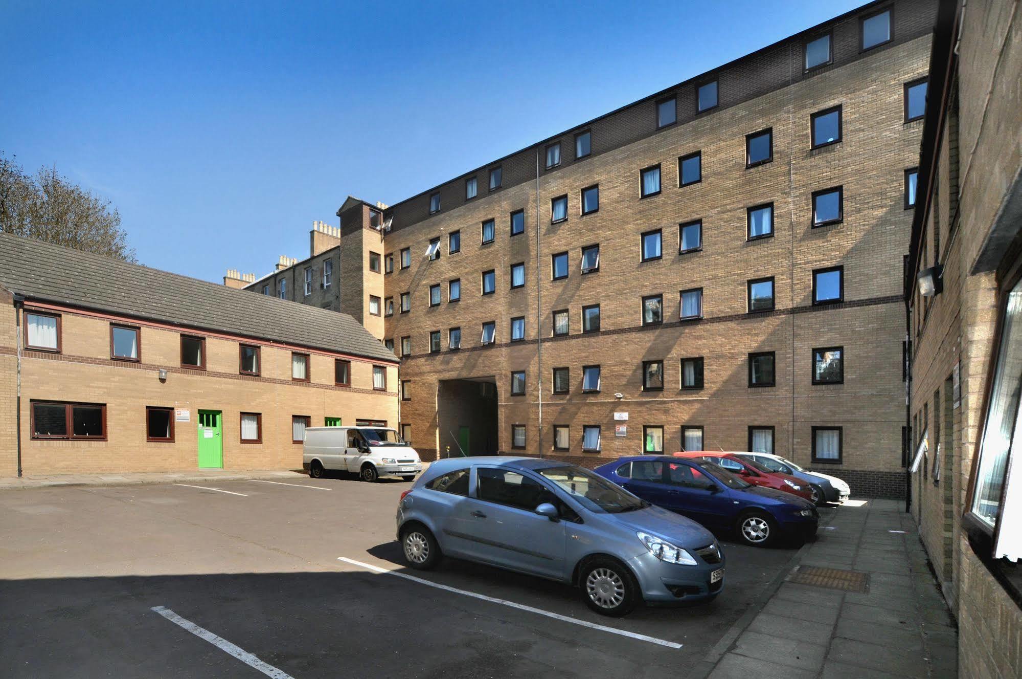 Destiny Student - Meadow Court Apartment Edinburgh Exterior photo